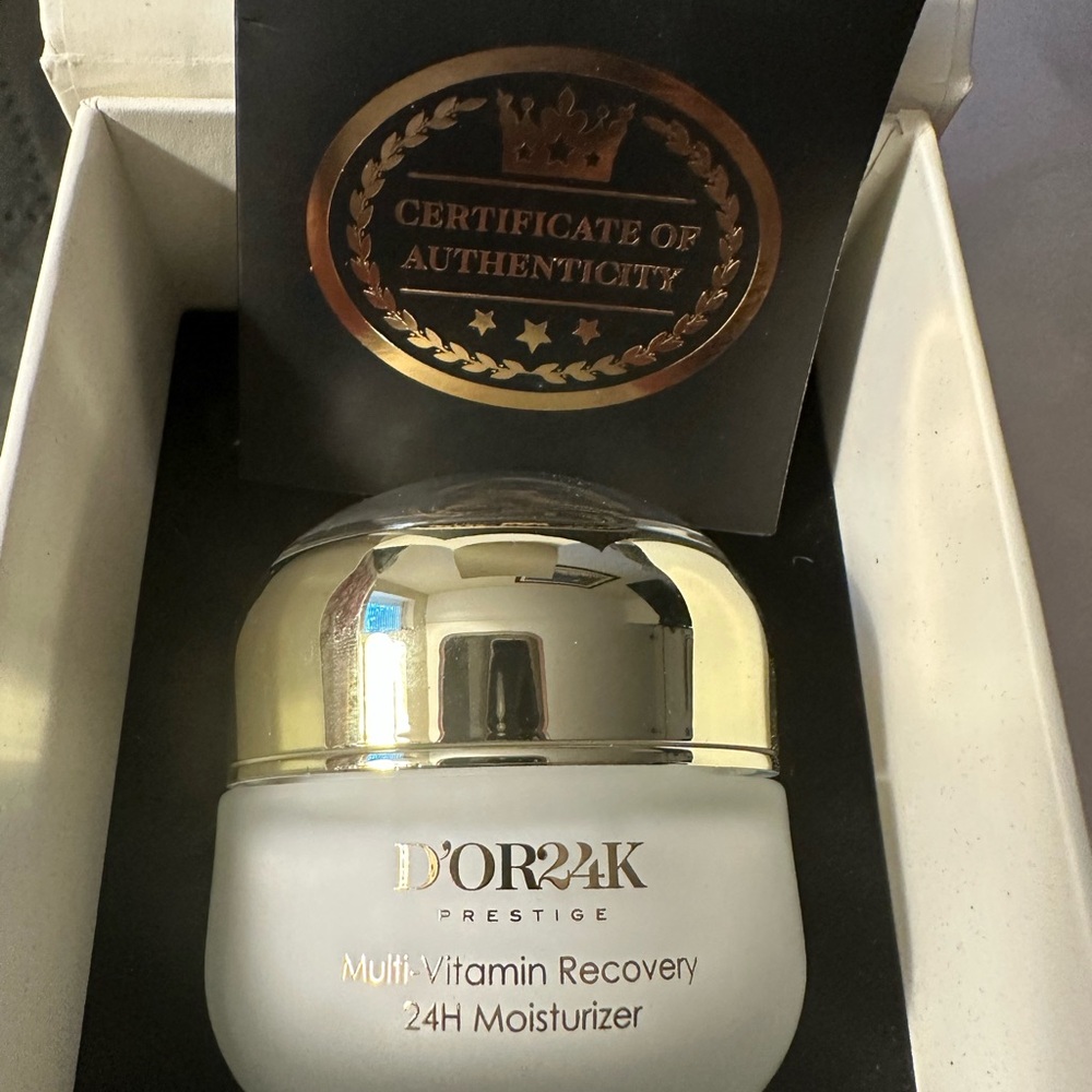 D’or24k Prestige Multi-Vitamin Recovery 24H Moisturizer